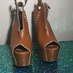 👠 Jeffrey Campbell leather 6in wedge!! 👠